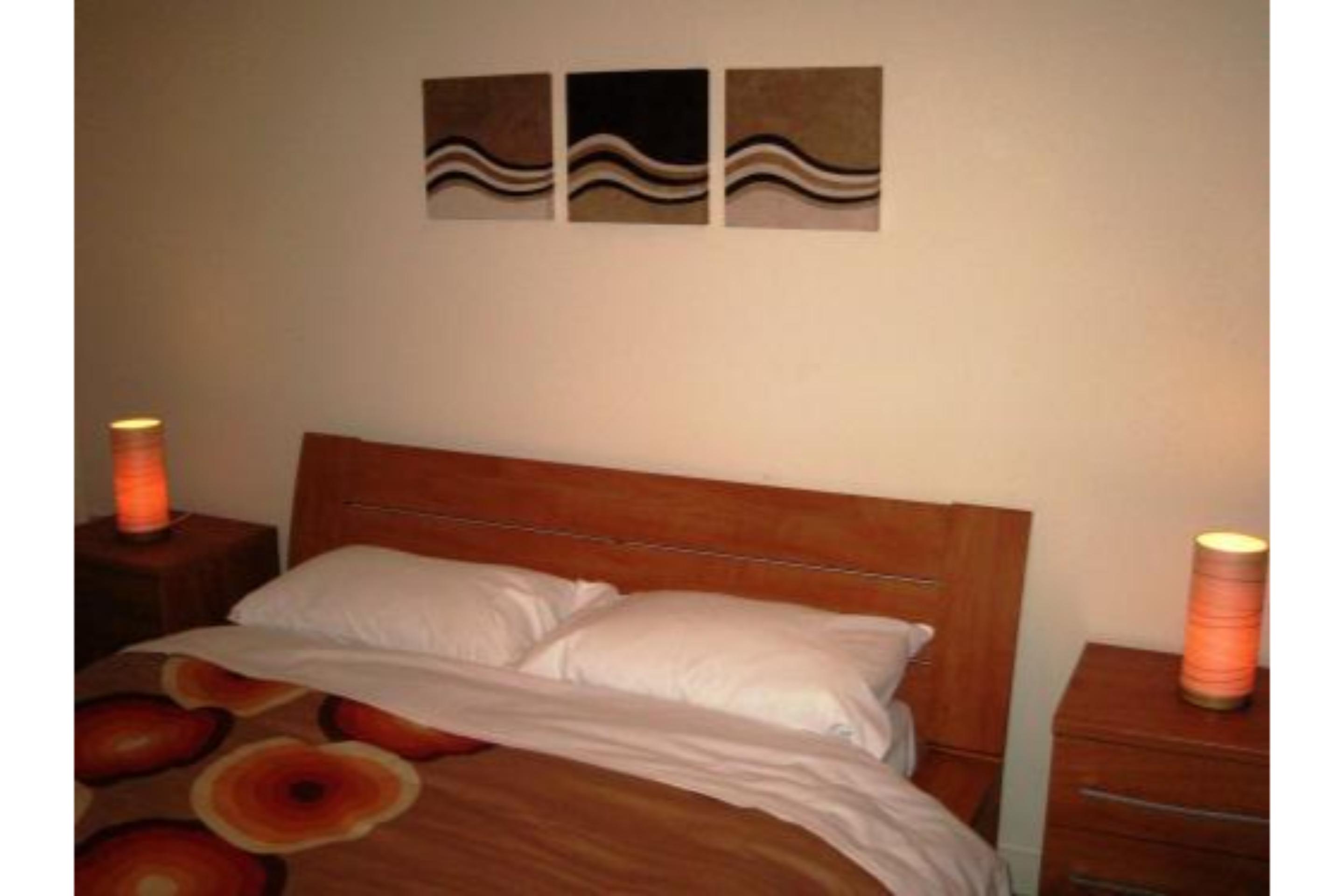 Oyo Arinza Apartments, Liverpool Bagian luar foto